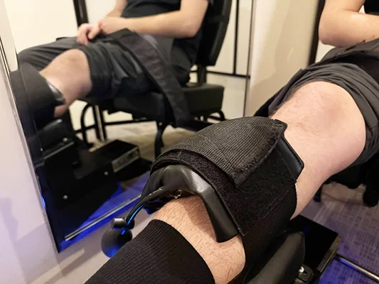 Chiropractic East Village New York NY Knee Decompression
